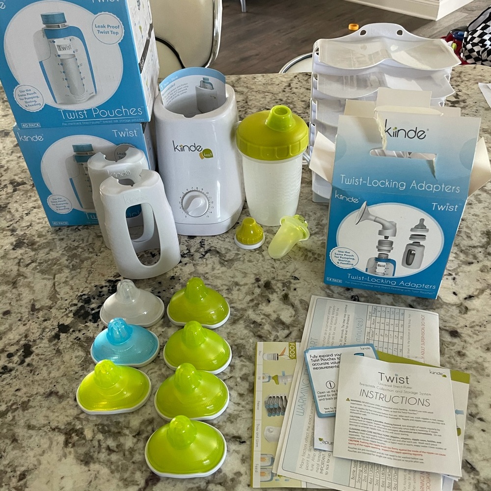 Kiinde bottle warmer & bottles